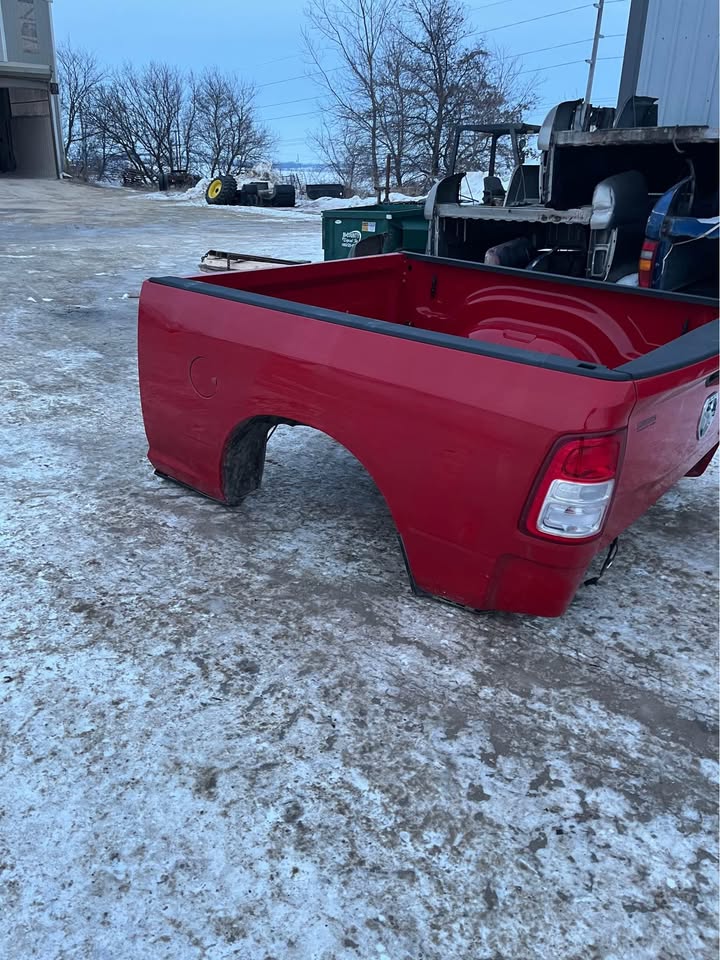 258298668_4735665049865116_748012027182553770_n Dodge Ram 6.4-Foot Short Bed - Image 1